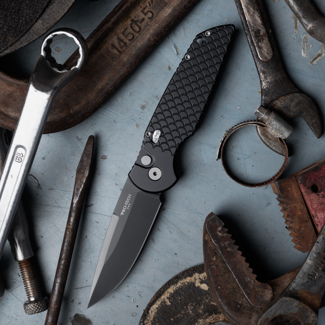 Pro-Tech TR-3 X1 Military Issue Black Fish Scale, 3.5 inch Black Clip Point Auto, Made in USA