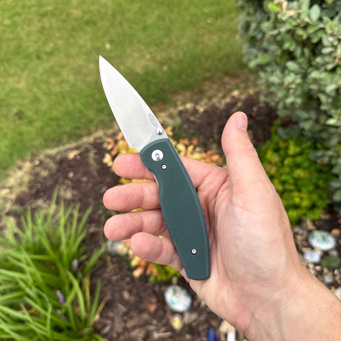 TRM NEUTRON 2 FL Knife, Forest Green G10 Flat Textured, 3.0″ MagnaCut Blade, Made in USA