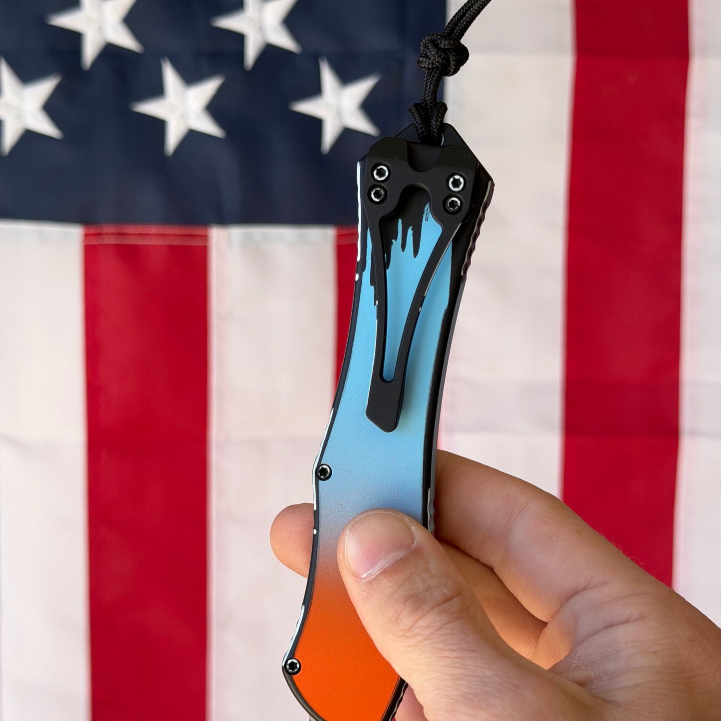 Heretic Cel Shade GT-40 HYDRA V4 Recurve Knife, Magnacut Blade, Automatic OTF – Made in USA (H408-CS-GT)