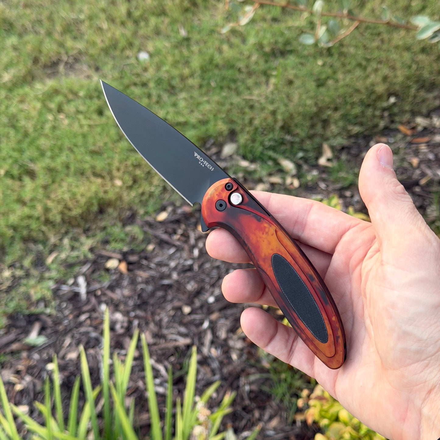 Cambria 2, Del Fuego Ano, DLC MagnaCut Blade, Blade Show Exclusive Made in USA