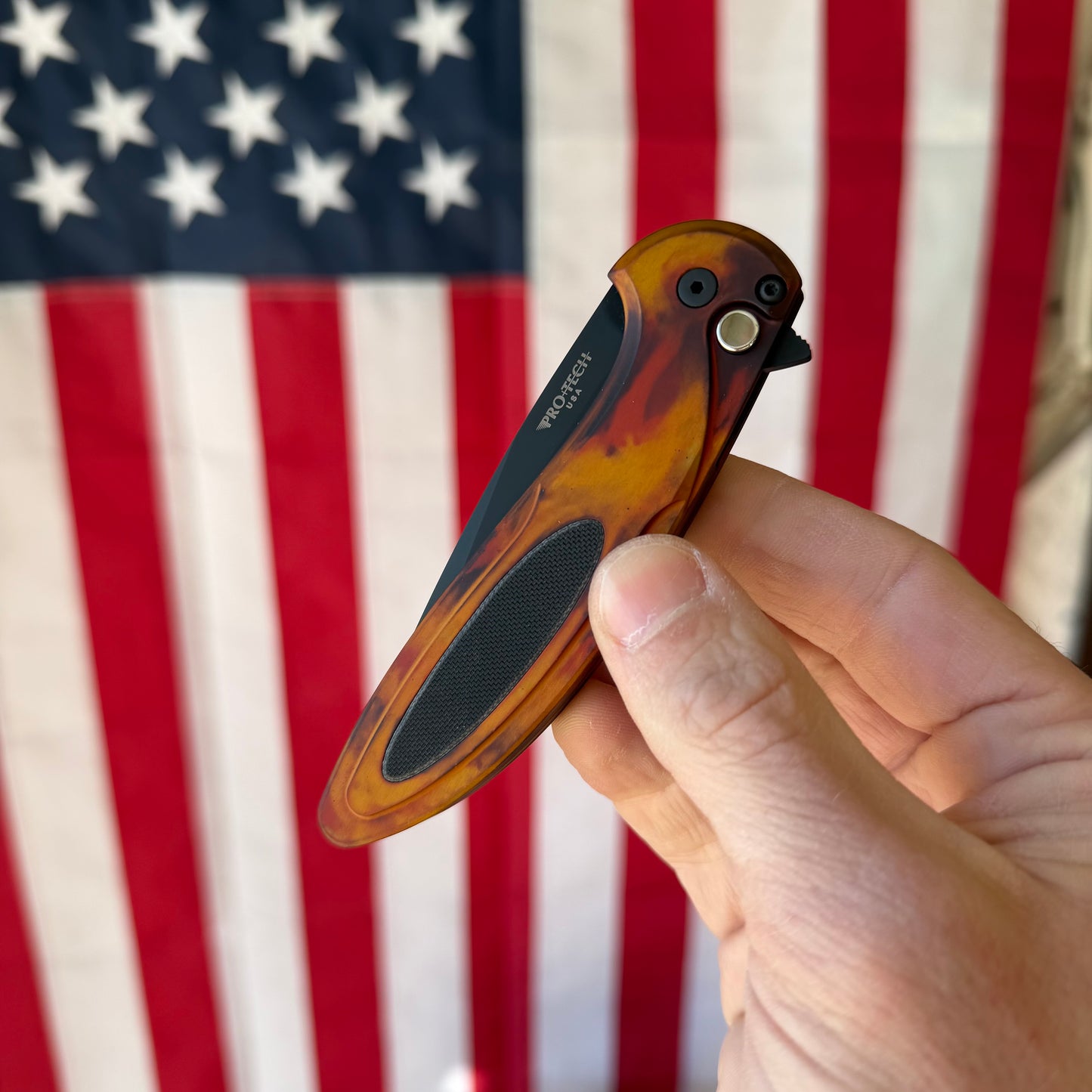 Cambria 2, Del Fuego Ano, DLC MagnaCut Blade, Blade Show Exclusive Made in USA