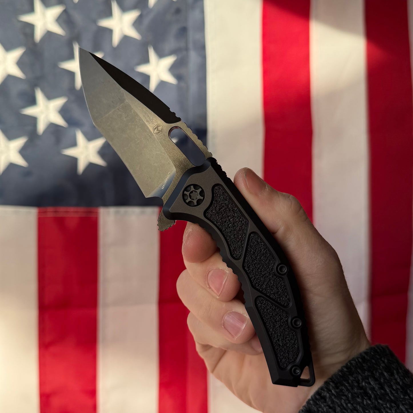 Heretic Medusa Recurve Manual Tactical 3" MagnaCut Recurve Knife, DLC Blade, Black Aluminum Handle – Made in USA (H010-6A-T)