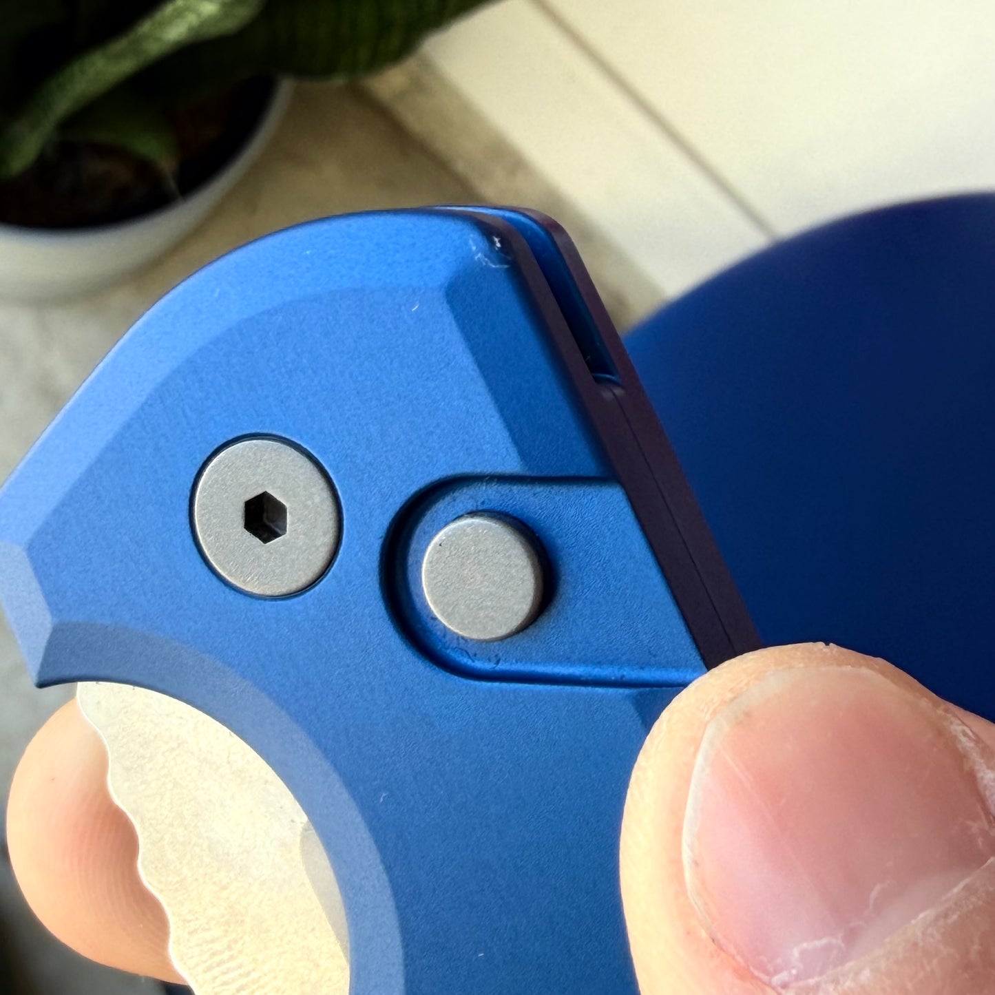 The Back Door: Pro-Tech Rockeye Automatic Knife – Blue Aluminum Handle, Stonewash MagnaCut Blade – Made in USA (LG3101-Blue) (Blemish)