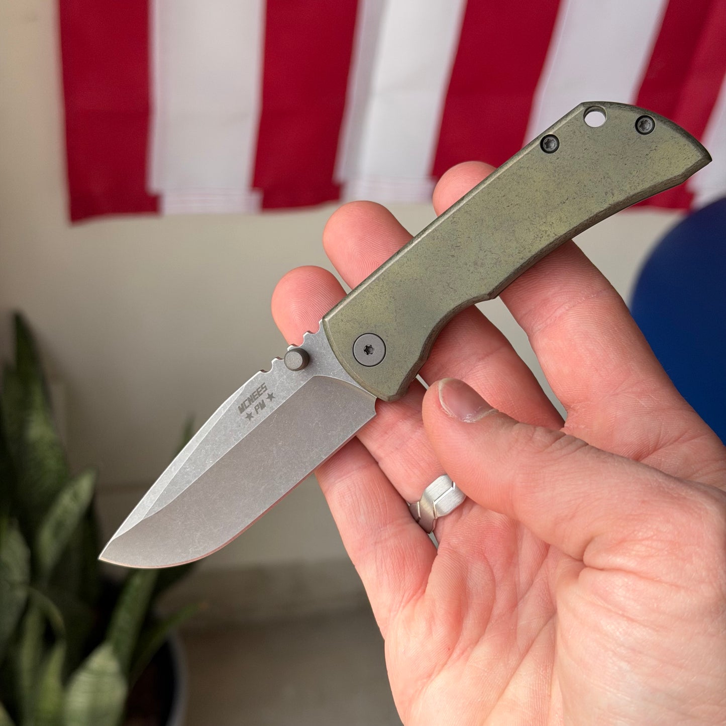 McNees PM MAC 2 GEN 2, 3″ Blade, Green Anodized Titanium, Atomic Stonewashed MagnaCut, Bronze Hardware, Made in USA (Model 2444)
