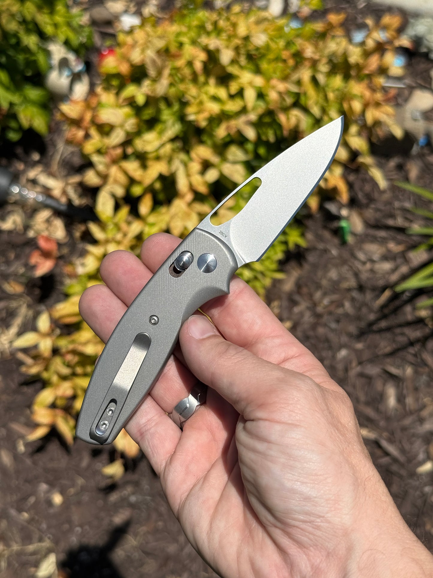 TRM Bulldog FL Knife, Titanium Frame, 2.9″ Blade, River-LOK, Made in USA