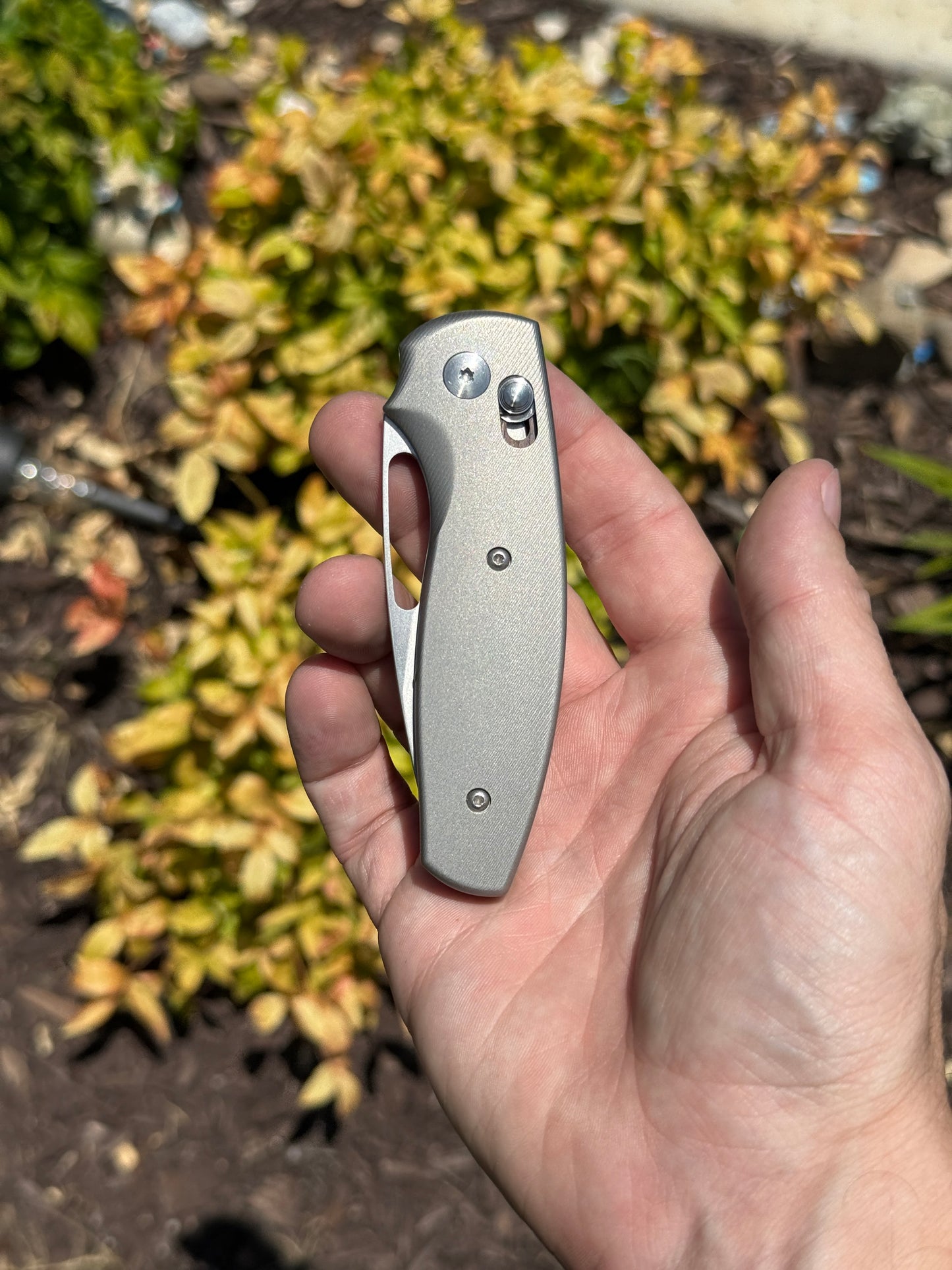 TRM Bulldog FL Knife, Titanium Frame, 2.9″ Blade, River-LOK, Made in USA