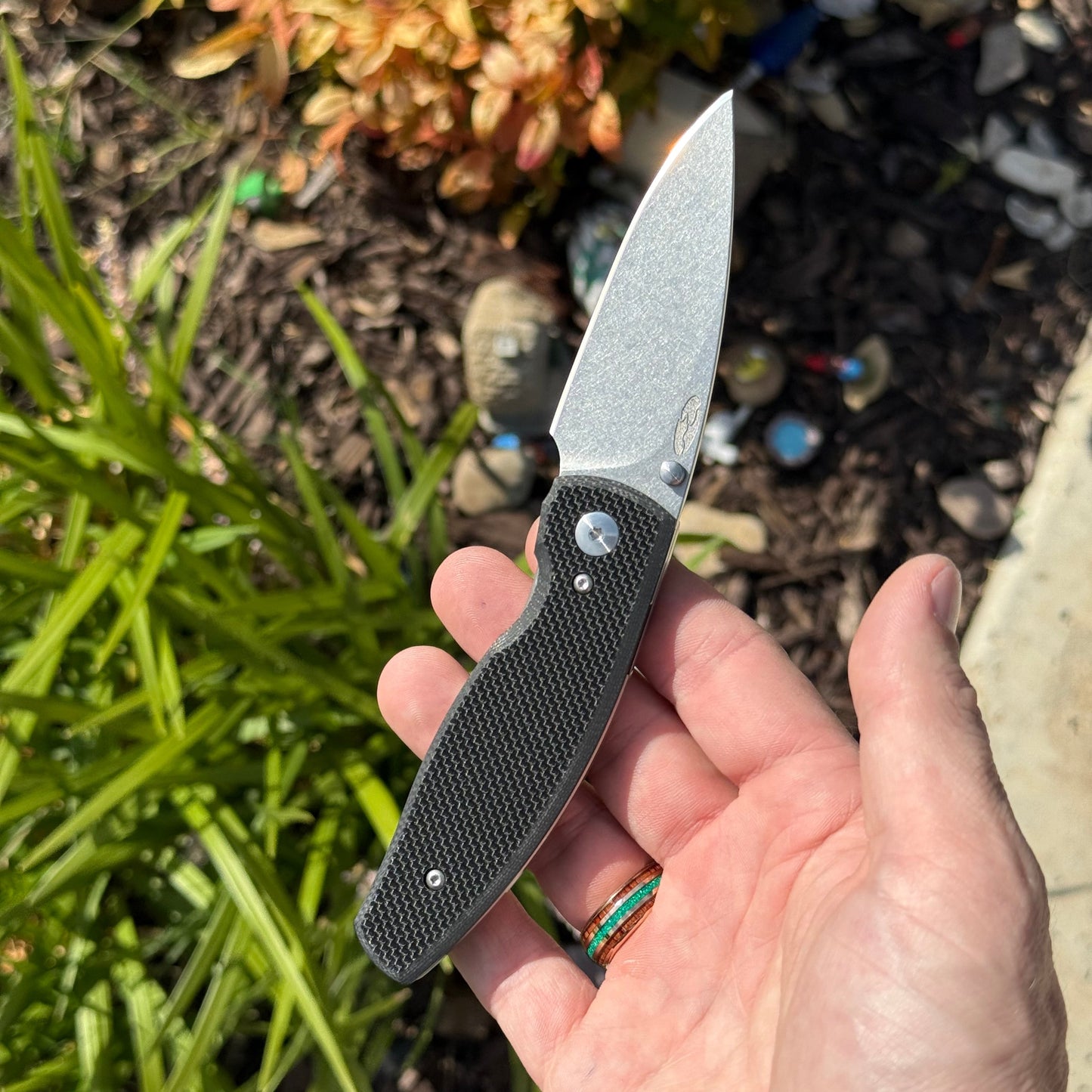 TRM Neutron 2 FL Jet Black, 3.0″ MagnaCut Blade, Made in USA