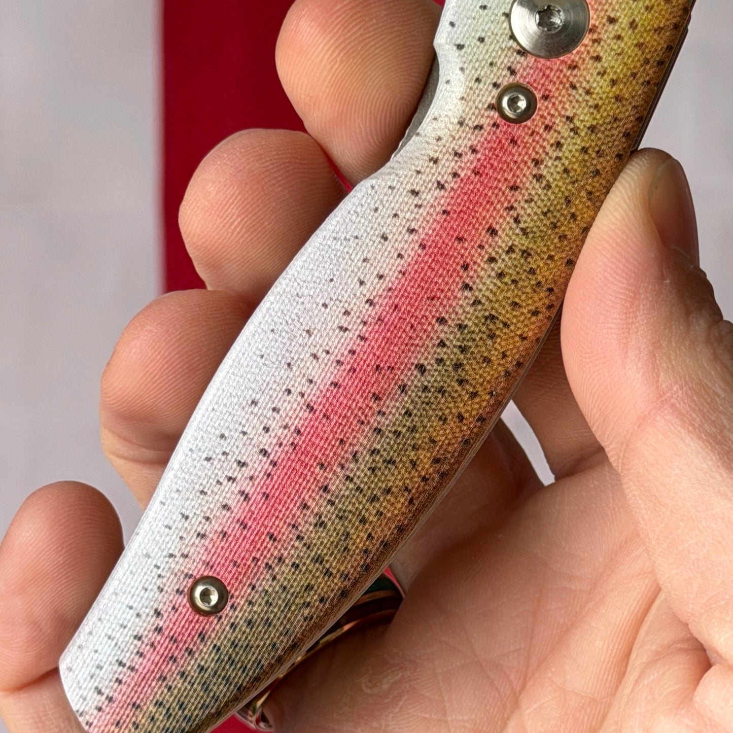 TRM Neutron 2 LL Rainbow Trout G10, 3.0″ MagnaCut Blade, Made in USA
