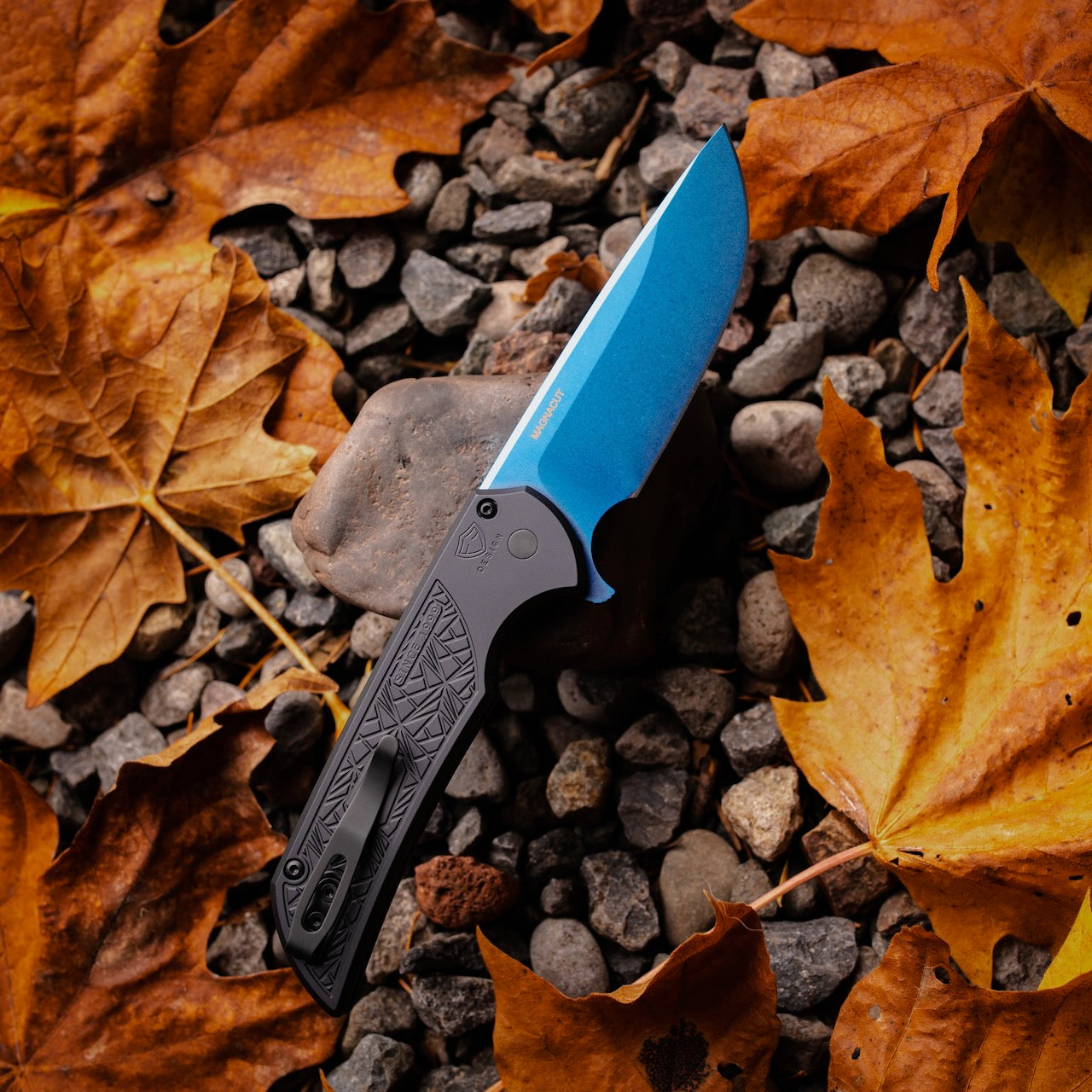 Pro-Tech Nexus Mordax Sapphire Blue, 3.5 inch MagnaCut Blade, Abalone Button, Made in USA (MX106-SB)