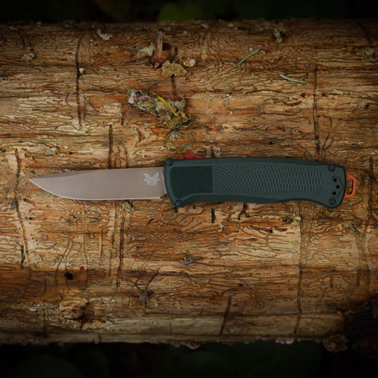 Benchmade Shootout® OTF Automatic Knife, Taiga Green Grivory®, FDE Battlewash Blade, 3.5″, Made in USA (5371FE-2601)