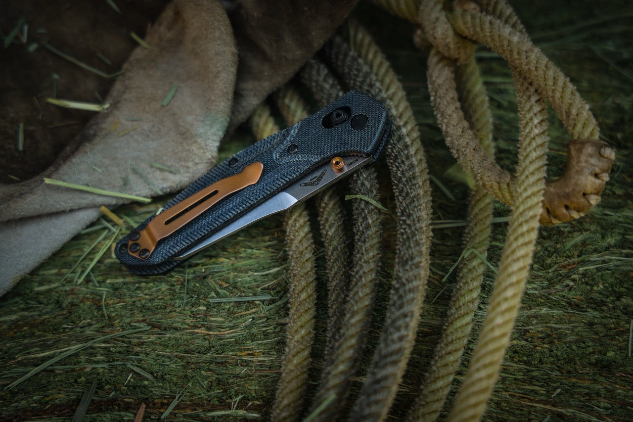 Benchmade Osborne 940-04 Denim Micarta, 3.4″ M390 Reverse Tanto Blade, Made in USA (940-04)