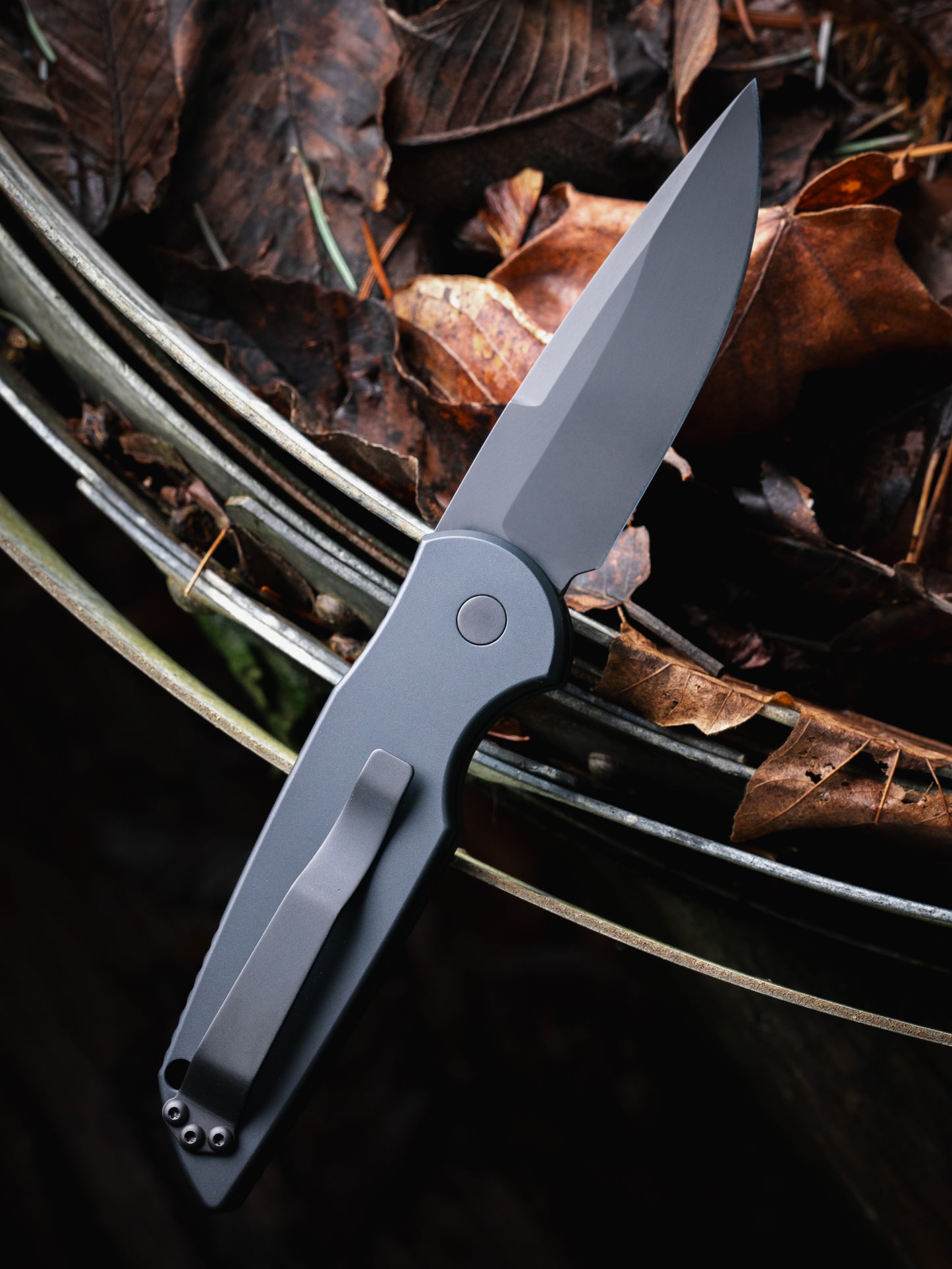 Pro-Tech TR-3 SWAT Operator Automatic Knife, Black Aluminum Handle, Sterile Black Blade, 3.5″, Made in USA