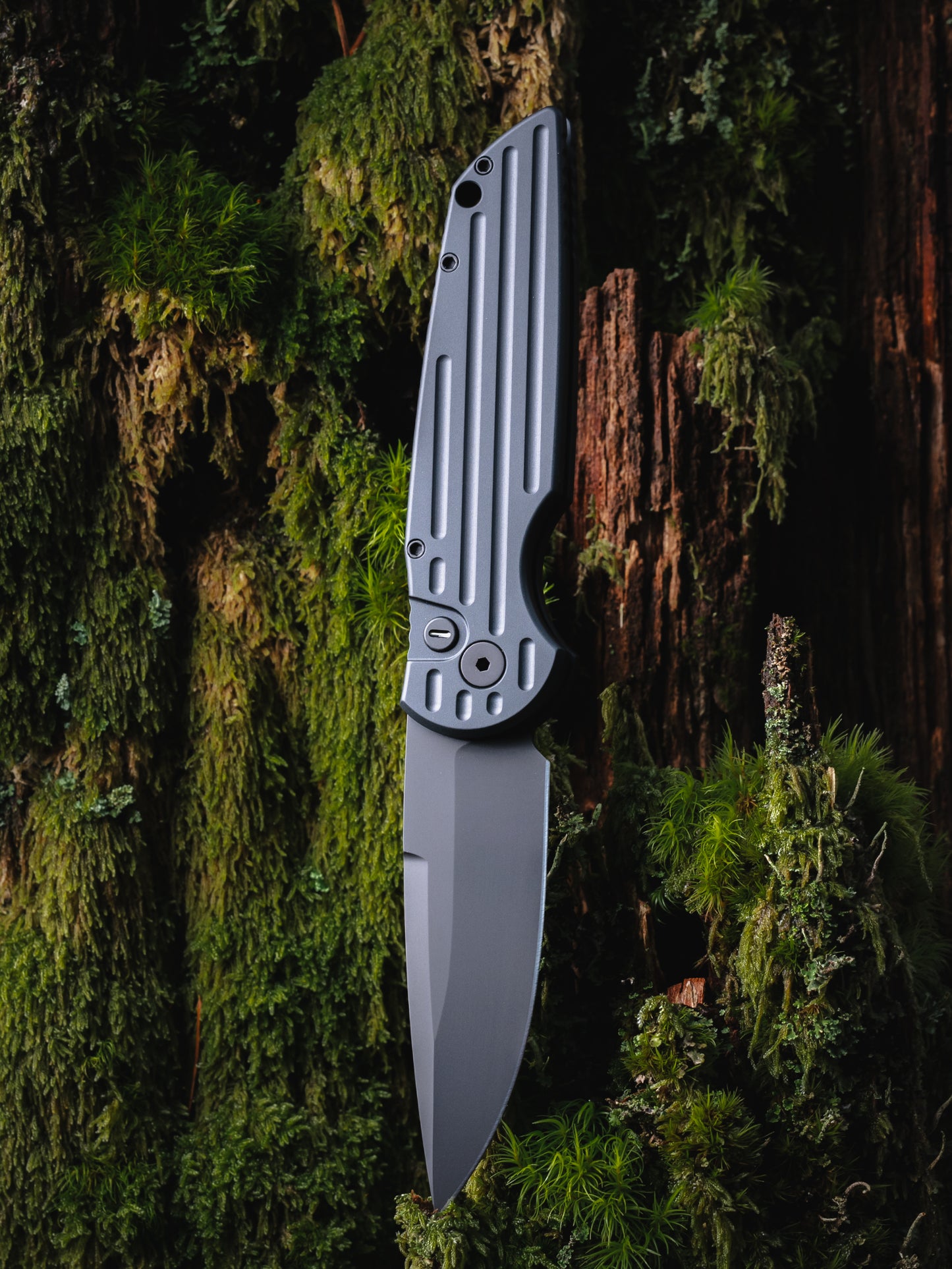 Pro-Tech TR-3 SWAT Operator Automatic Knife, Black Aluminum Handle, Sterile Black Blade, 3.5″, Made in USA